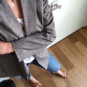Trendy vintage blazer!